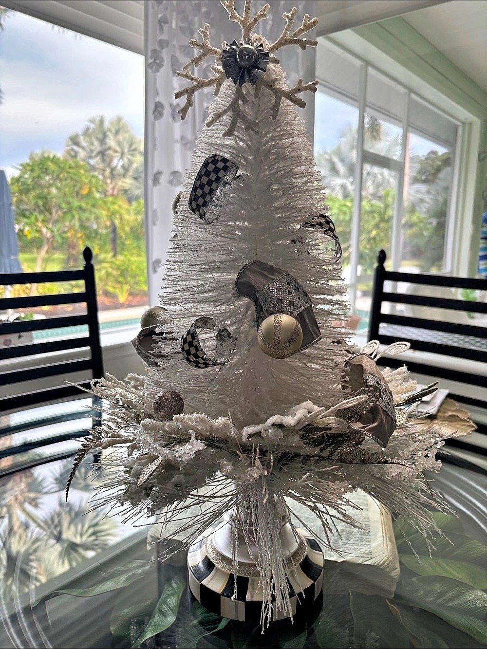 MACKENZIE-CHILDS White & Silver Courtly Check Christmas Tree Decor